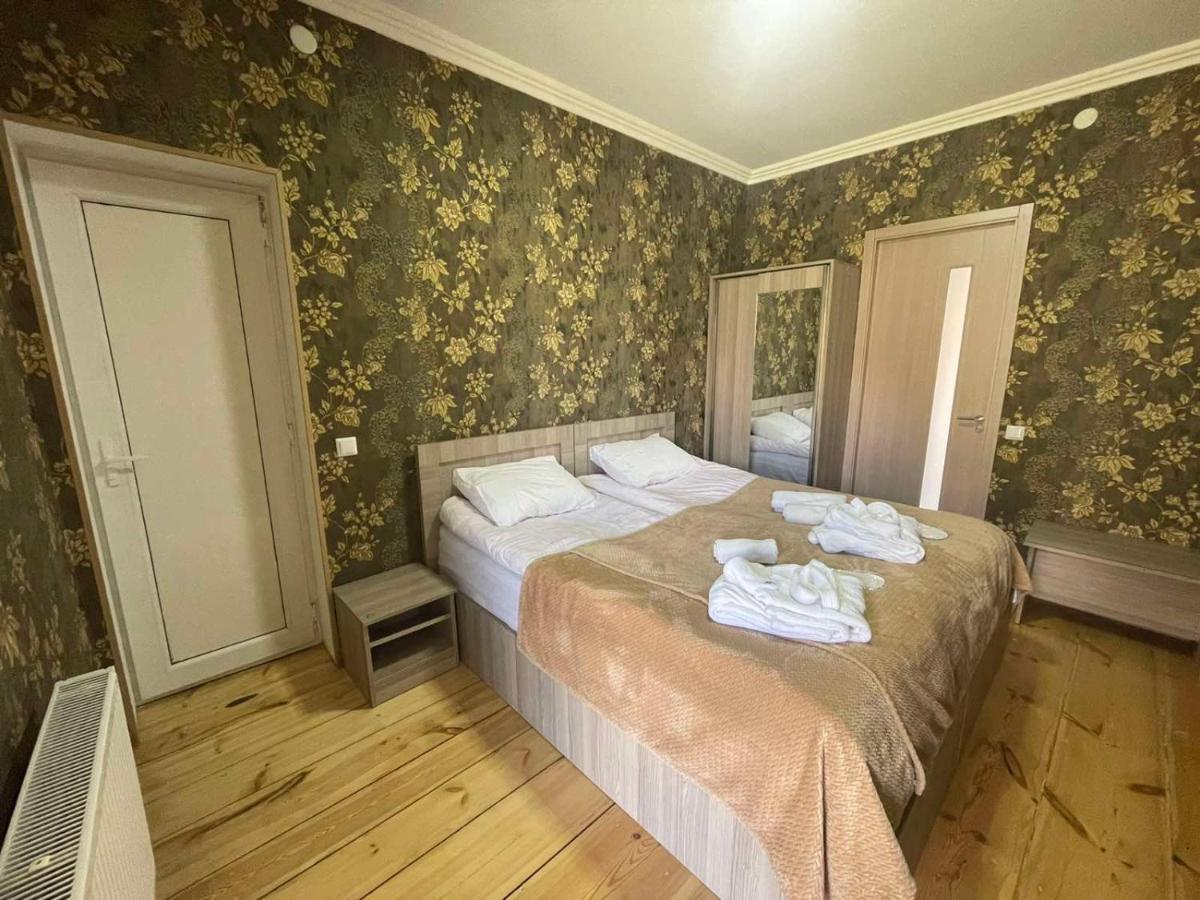 Cozy Hotel Kazbegi Quarto foto