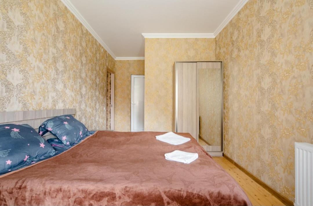 Cozy Hotel Kazbegi Quarto foto